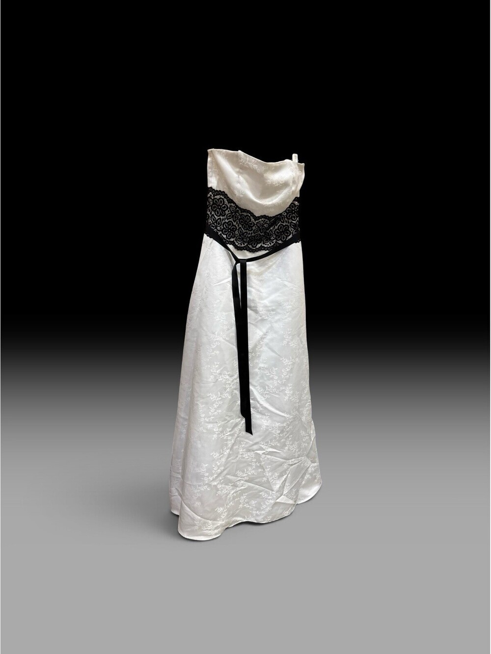 Women’s Urban Girl Nites Gown White Black Lace Accent/back Tie Formal Sz 5/6